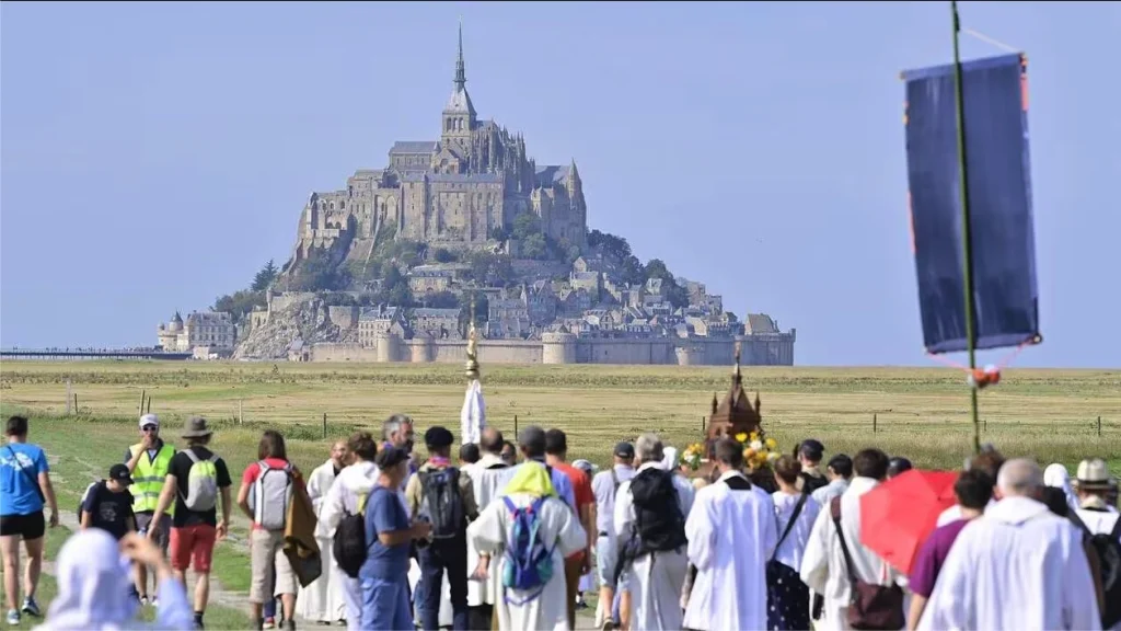 Procesión a Mont-Saint-Michel